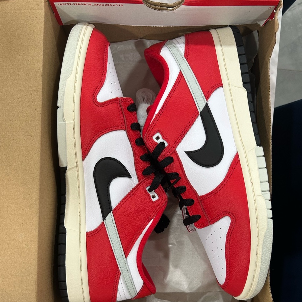 Nike dunk low retro Chicago